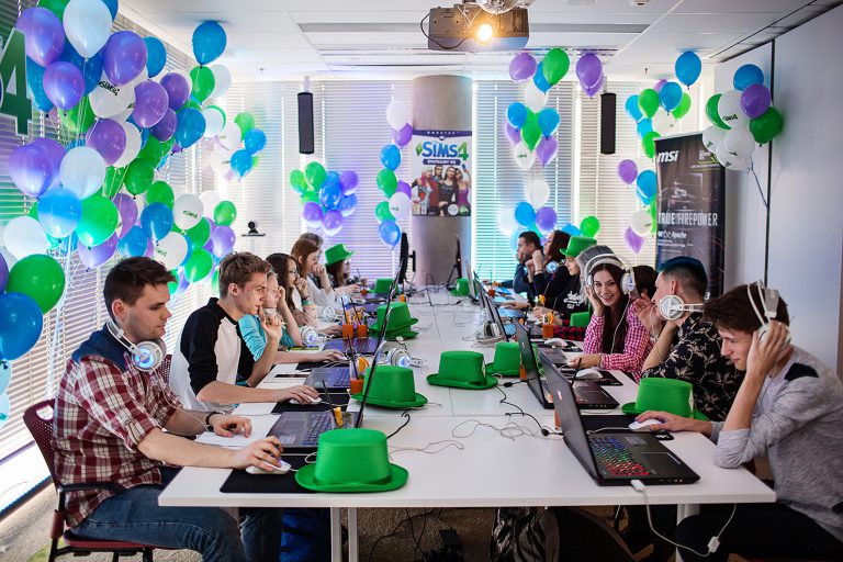 Film z pokazu w Warszawie!