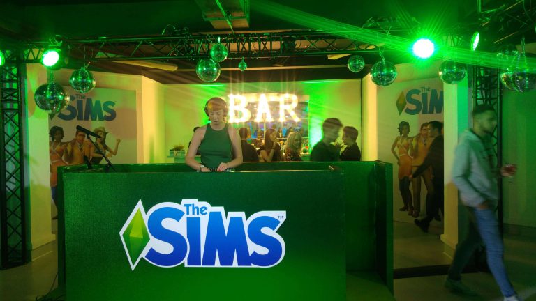 SimsCamp – vlog z wyjazdu do Londynu