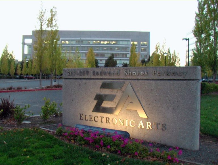 Zmiany w strukturze Electronic Arts. Zwolniono już 350 osób